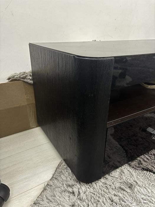 ( Срочно!) Тумба под телевизор