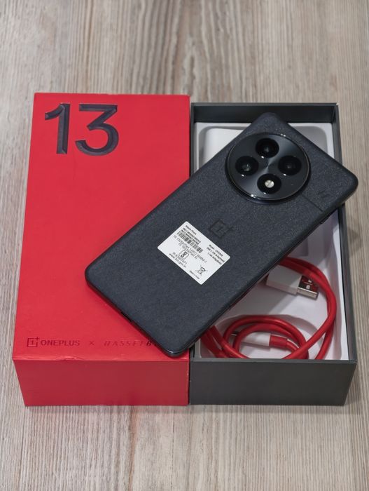 One Plus 13 512 gb Ram 16 5G