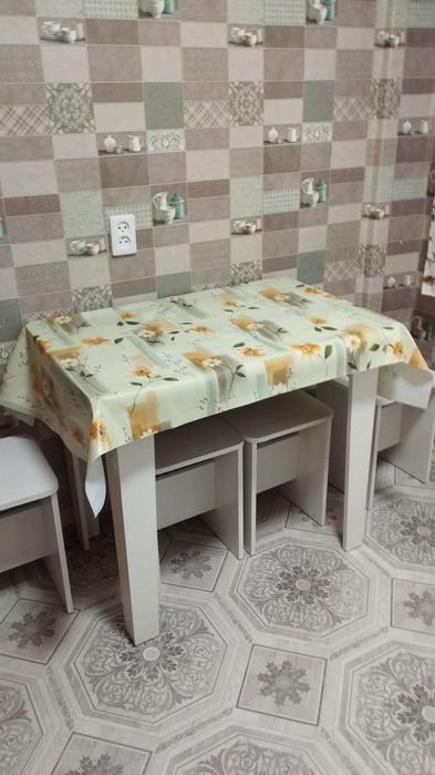 Сдаётся 1,5 за  100000