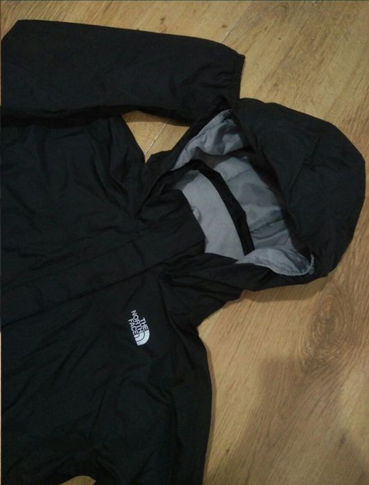Geaca impermeabila The North Face Dryvent mărimea fete 10-12 ani
