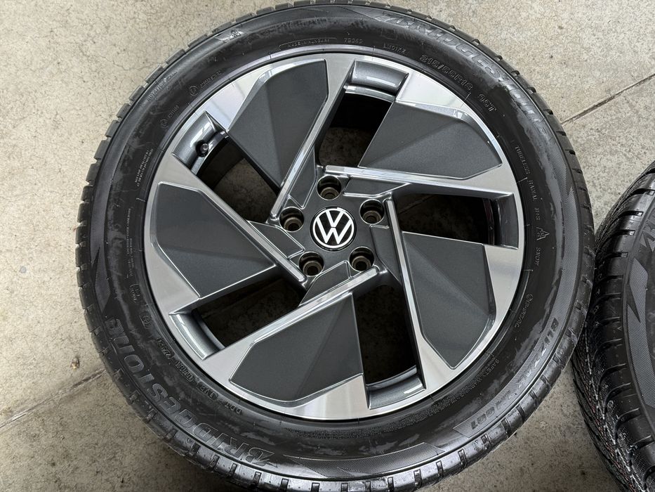 4бр. ЧИСТО НОВ КОМПЛЕКТ 18” Джанти “EAST DERRY” 5х112 + Зимни Гуми 215/55R/18 *BRIDGESTONE* за  -VW ID3/VW/CUPRA/SKODA/SEAT/VAG-