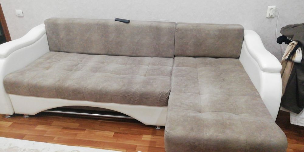Диван угловой большой