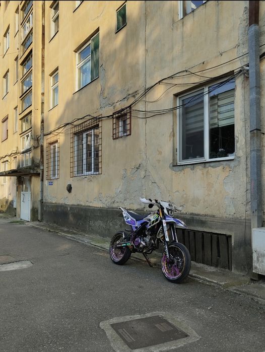 Yamaha WR 125R supermoto