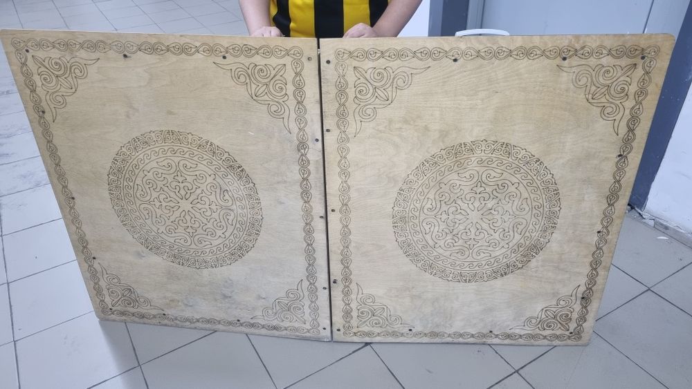 Столы парные продам