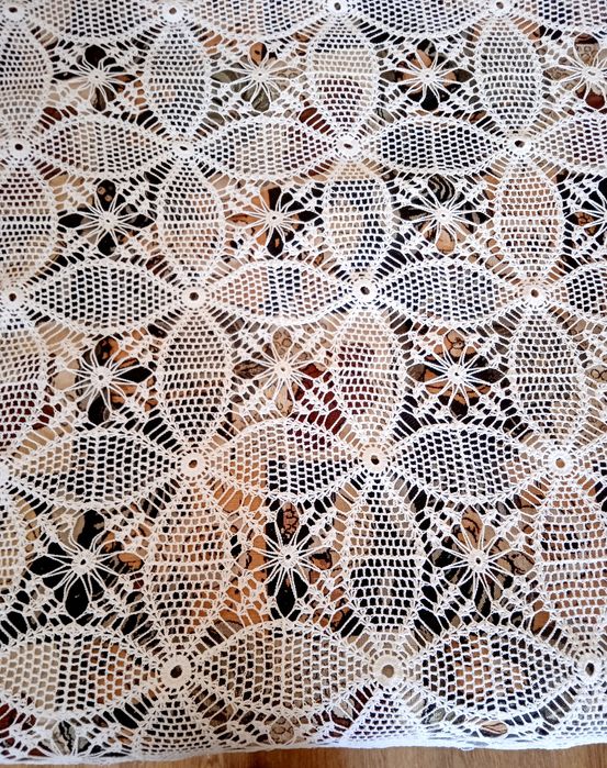 Покрывало кружевное