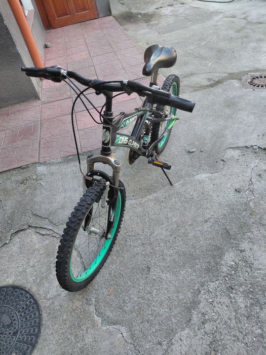 Vând  2 Biciclete