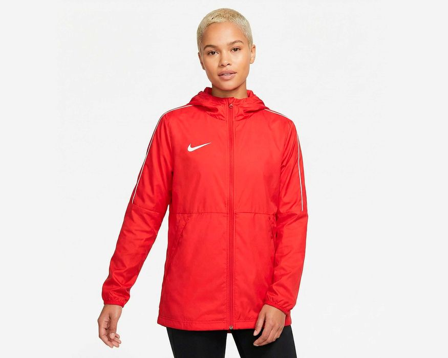 NIKE Оригинално дамско тънко яке с качулка размер М