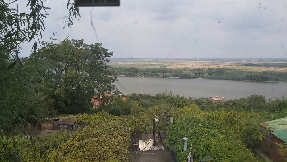 Хотел,  стаи за гости и  кафетерия