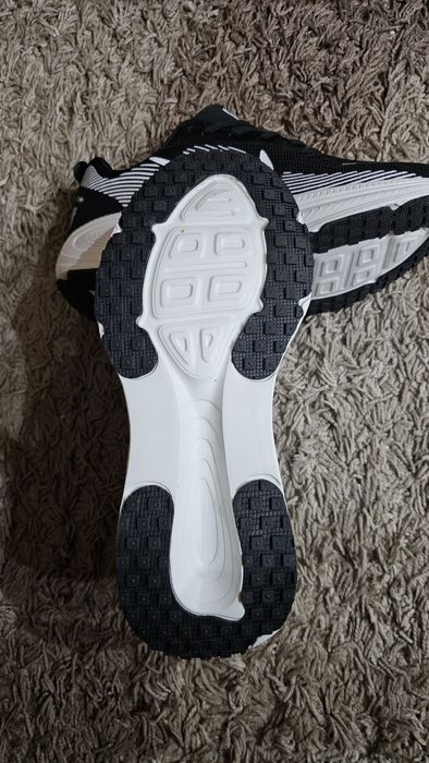 Кроссовки беговые Nike