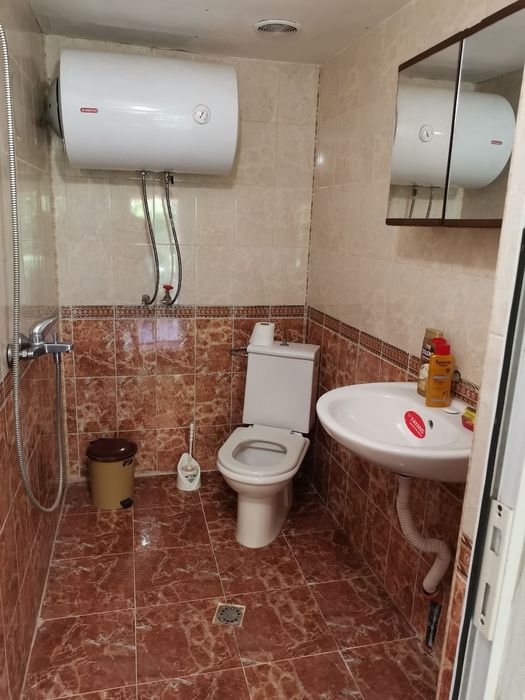 Продавам  три къщи в Сини връх - Чотрова  махала