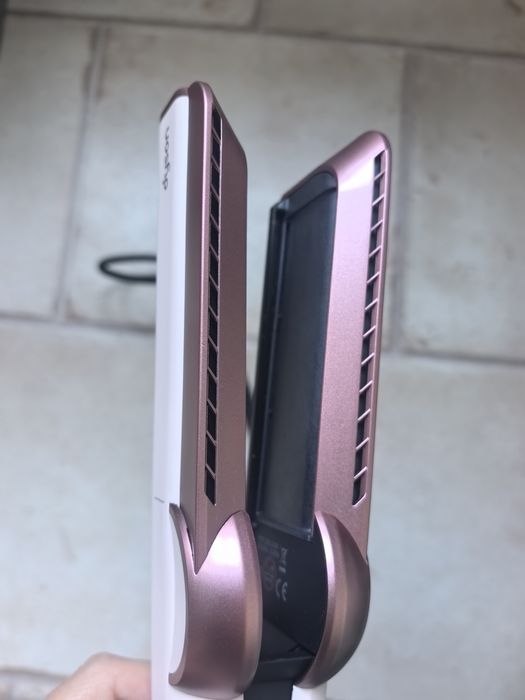 Dyson HT01 Airstrait