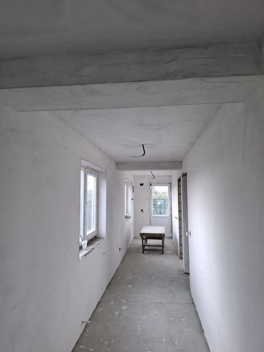 Zugrav, Glet 9 lei strat, lavabil 5 lei,Reparati