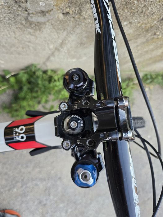Trek Session 9.9 Карбонов 26 цола Boxxer Двукоронна Въздушна, Rockshox Vivid Rc2 шок
