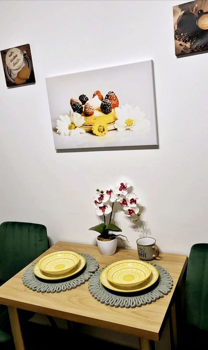 Inchiriez apartament nou,cu doua camere