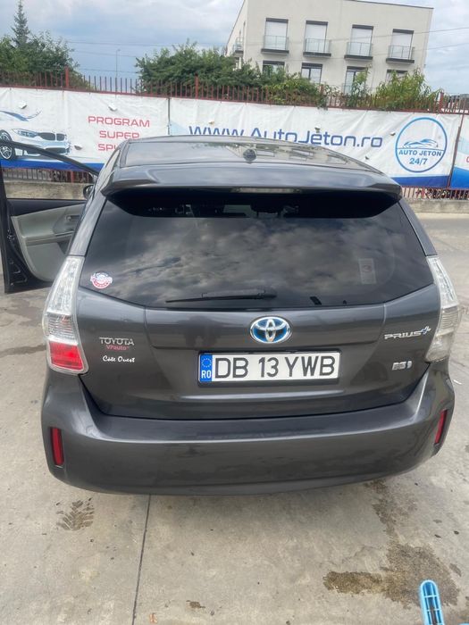 Toyota Prius Plus 7 locuri