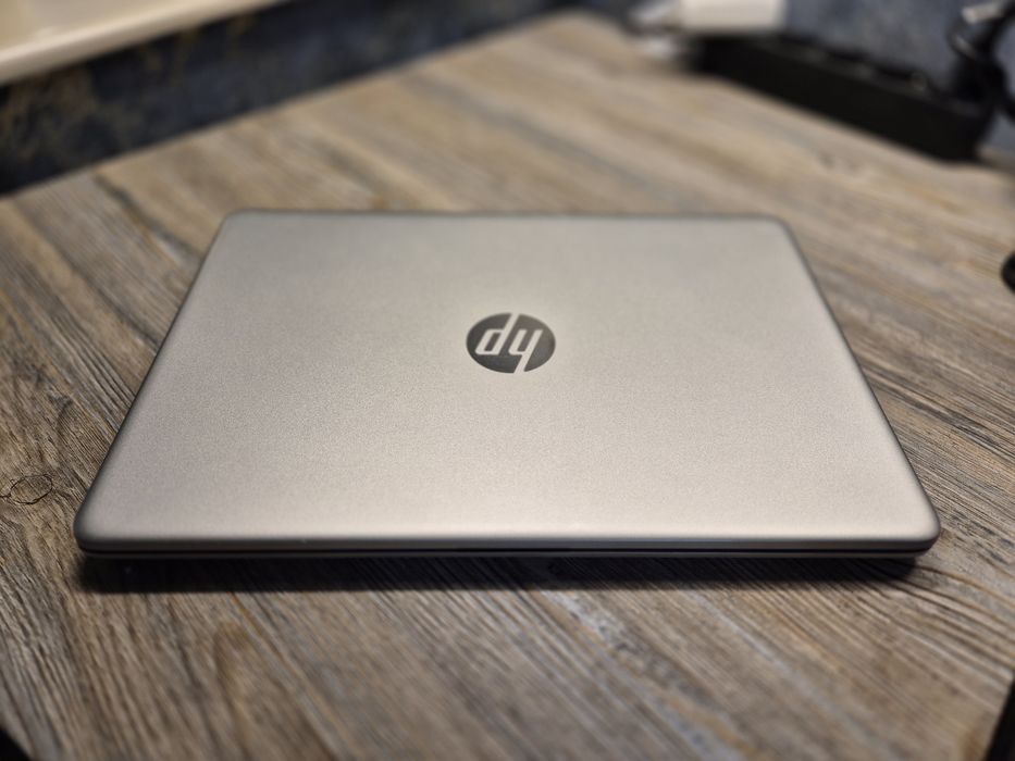 Ноутбук HP Corei3 компактный 14дюйм