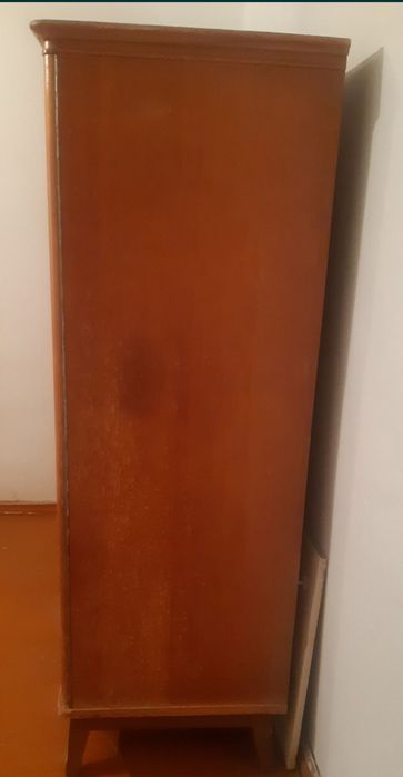 Продам шифоньер деревянный