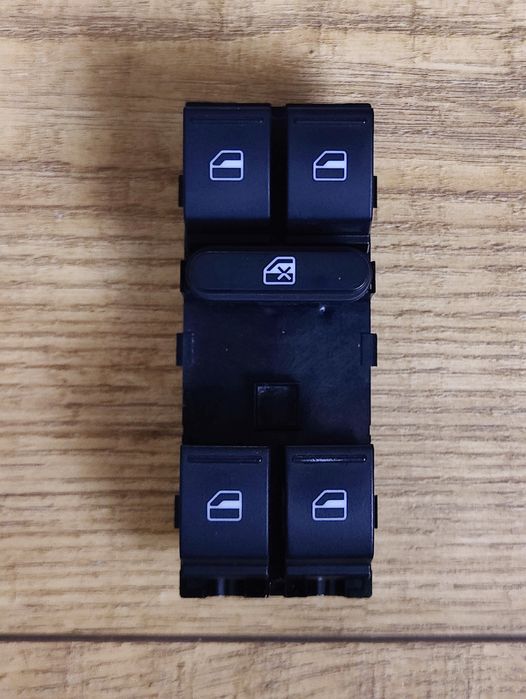 Modul butoane geamuri șofer VW Passat B7 2010–2014 OEM, testat