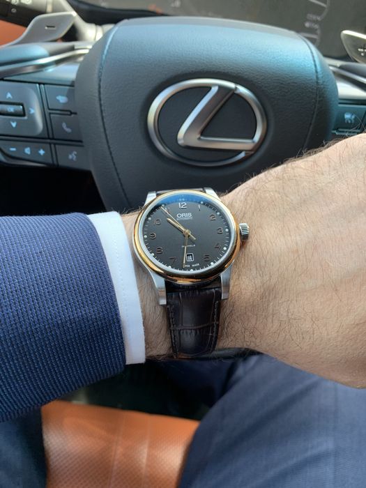 Продам часы Oris Classic Date