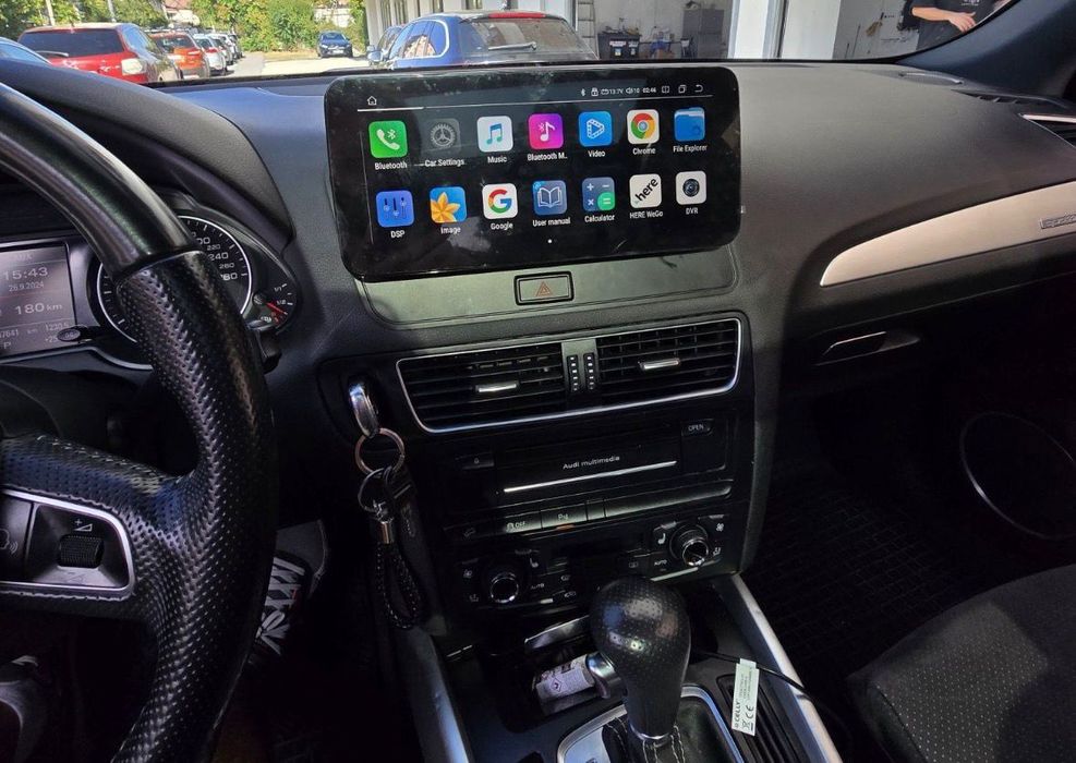 Navigație Android Audi Q5 Waze Youtoube