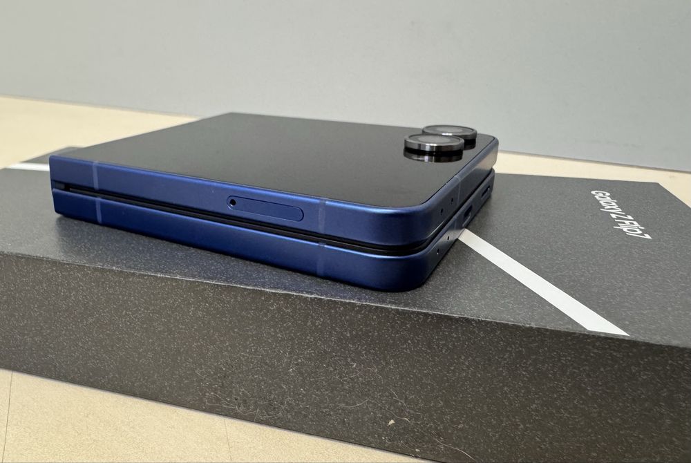 Samsung Galaxy Z Flip7  Blue Shadow 256Gb
