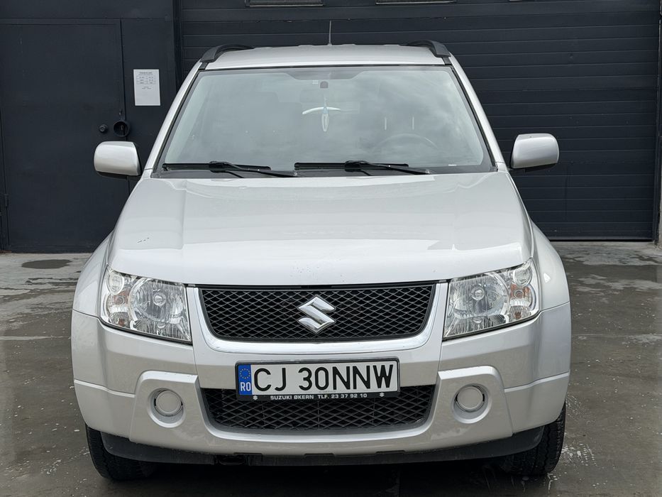Suzuki Grand Vitara 2006 benzină, 3.000 € — imagine 3