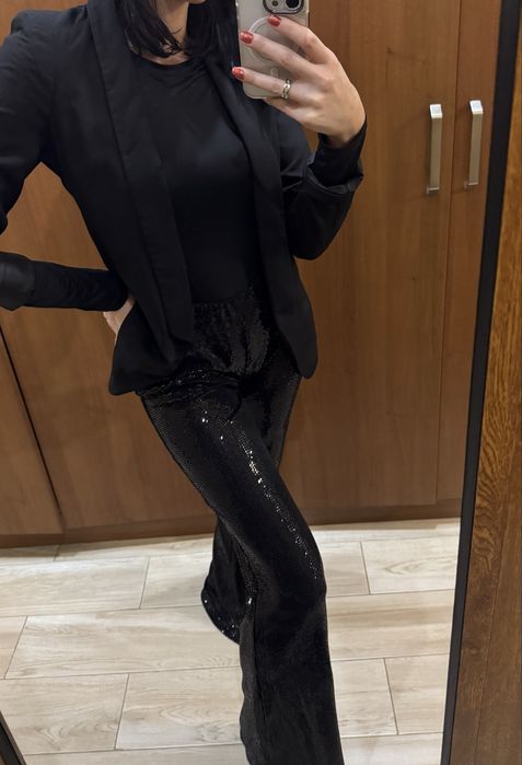 Дамски панталон с пайети