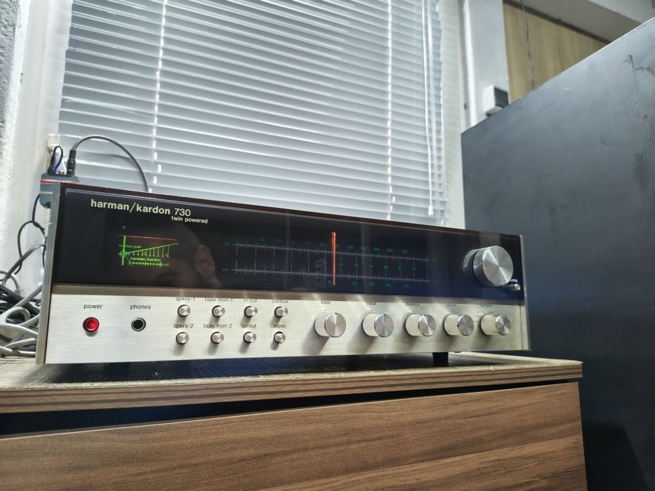 Винтидж ресивър флагманът на серията HARMAN KARDON HK-730