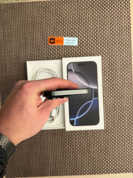 512gb! iPhone 16 Pro Лизинг от 30€/мес black  Titanium като нов!  черен