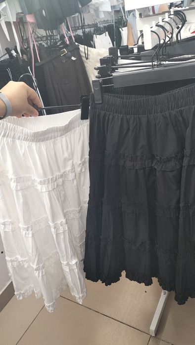 Продам две новые юбки