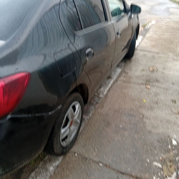 Autoturism Logan