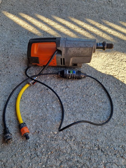 Masina profesionala de carotat Husqvarna