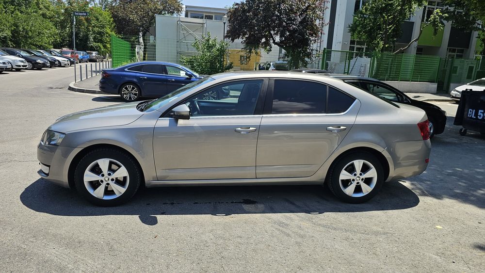 SKODA Octavia 2015 — imagine 4