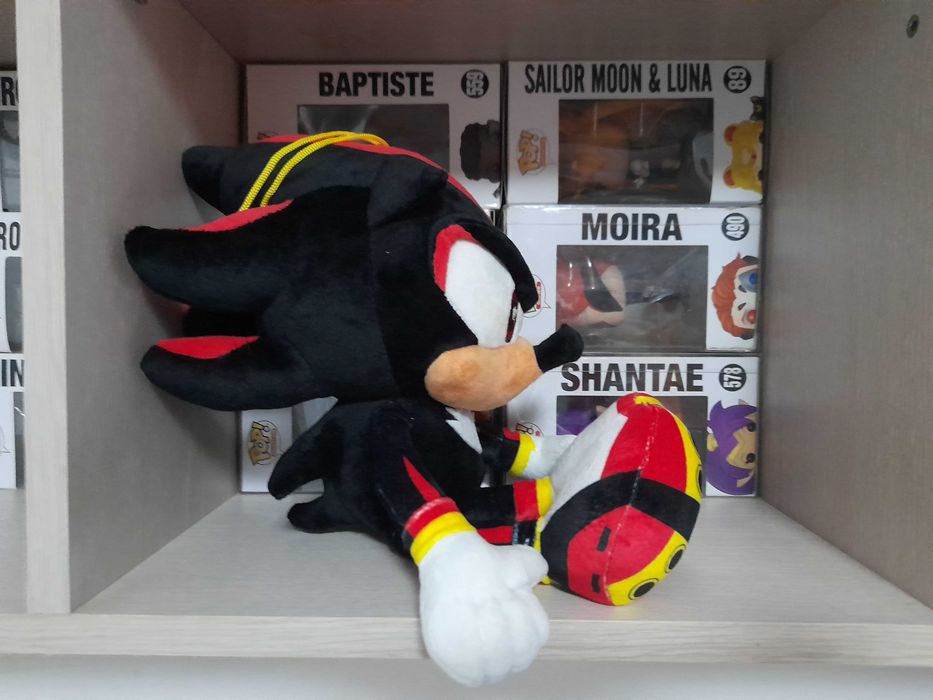 Jucarie Plus Joc Sonic the Hedgehog - Shadow the Hedgehog
