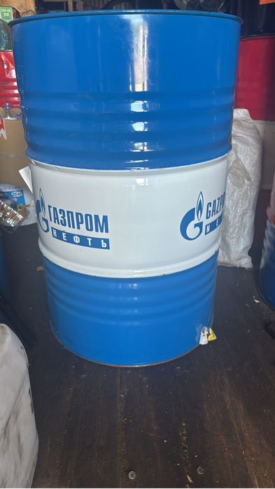 Продам 200 литровые бочки