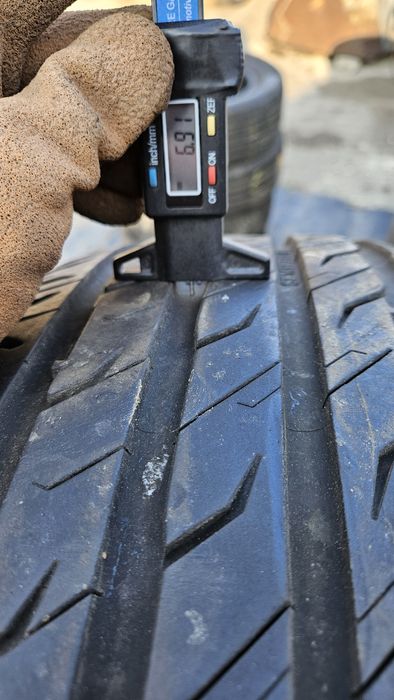 4бр гуми 235 55 19 дот 23 семперит