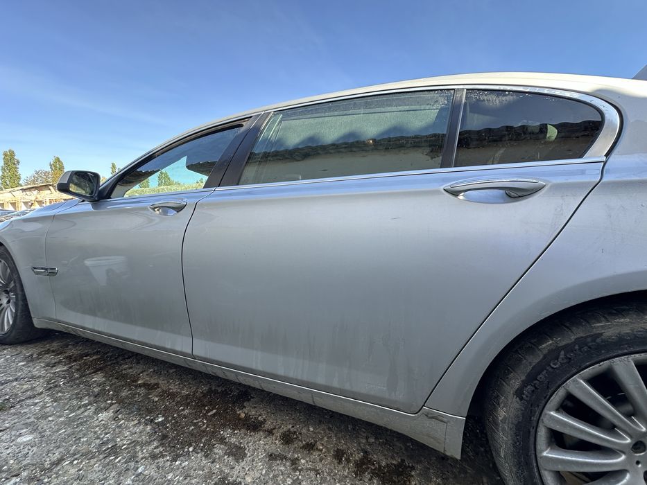 Usi stanga / Portiere stanga BMW Seria 7 F01, F02