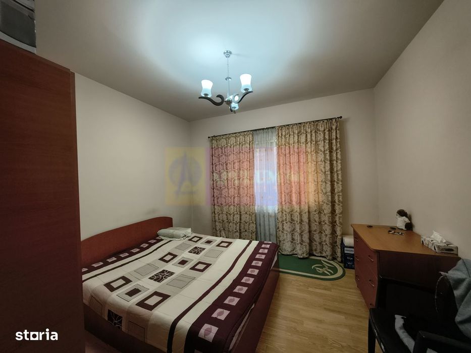 Vilă individuală cu 5 camere, curte proprie în Afumați lângă primărie