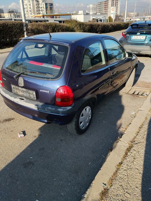 Опел  корса  1.4