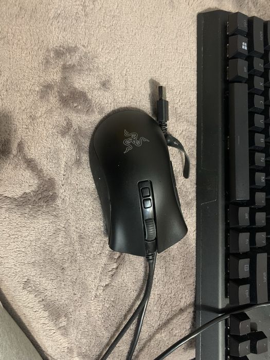 Tastatura mecanica si mouse gaming Razer