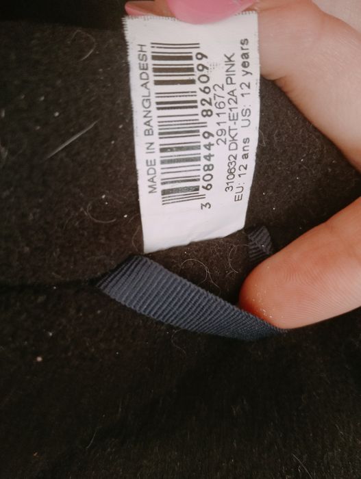 Продам зимний комбинезон на девочку