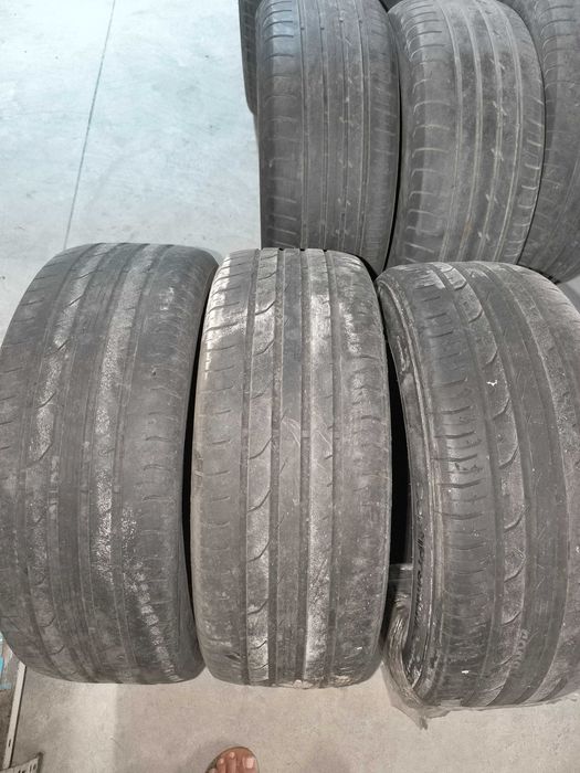 Гуми 18ки няколко броя . По 20лв.