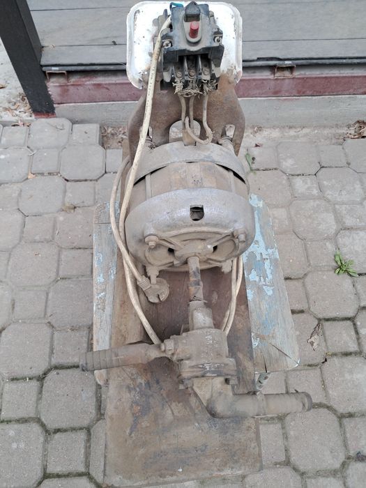 Продам перекачивающий насос