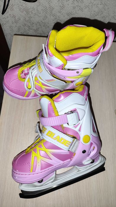 Продам детские коньки