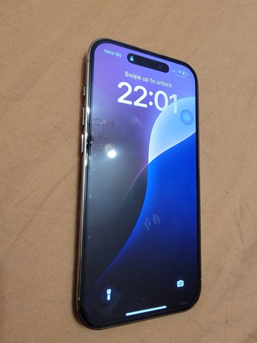 Iphone 14 pro 128 gb златен като нов!