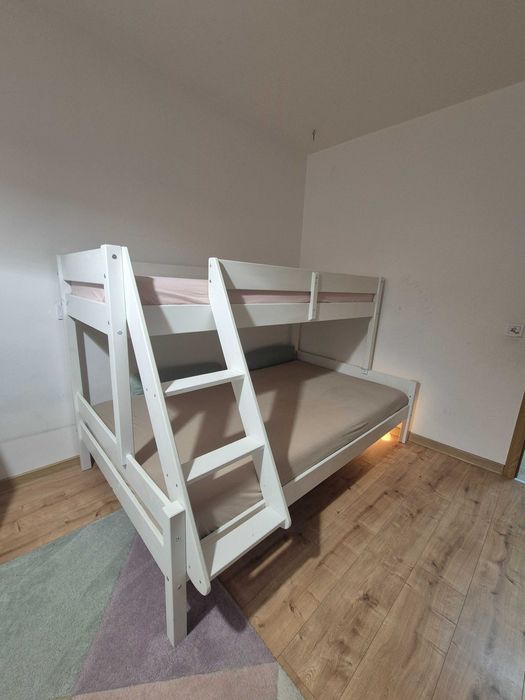 Двуетажно детско легло