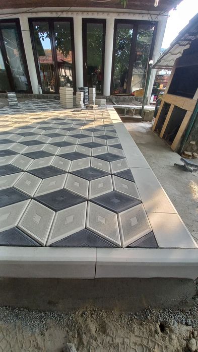 Pavaj și piatra decorativa