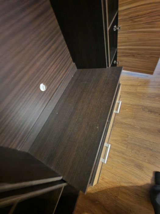 Продам стенку в отличном состоянии