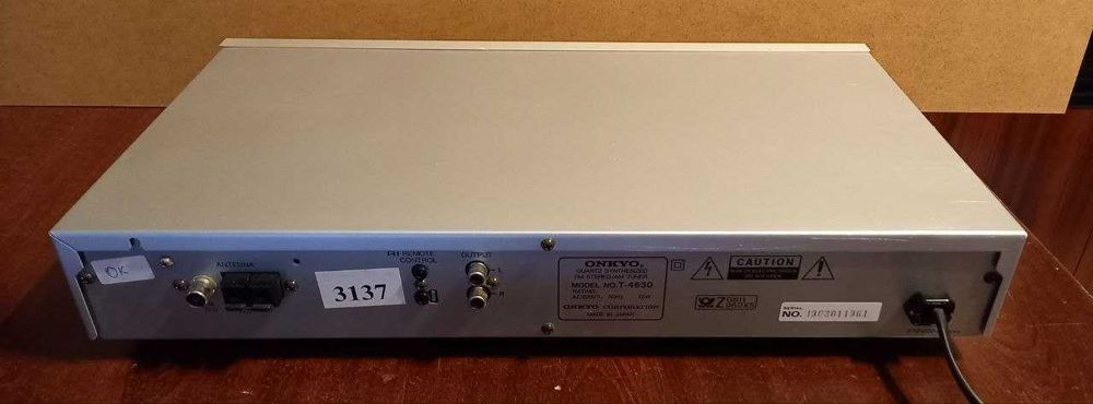 Tuner Onkyo si Yamaha