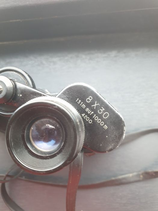 Binoclu Revue 8x30.